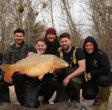 Vass Carp Rising fishing hoody colour black