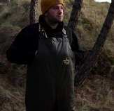 Vass 220 Waterproof Winter Bib and Brace and Honeycombe Warm Beanie Fishing