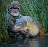 Vass Fleece Lined Ribbed Beanie Rubber Badge Fishing Hat 2